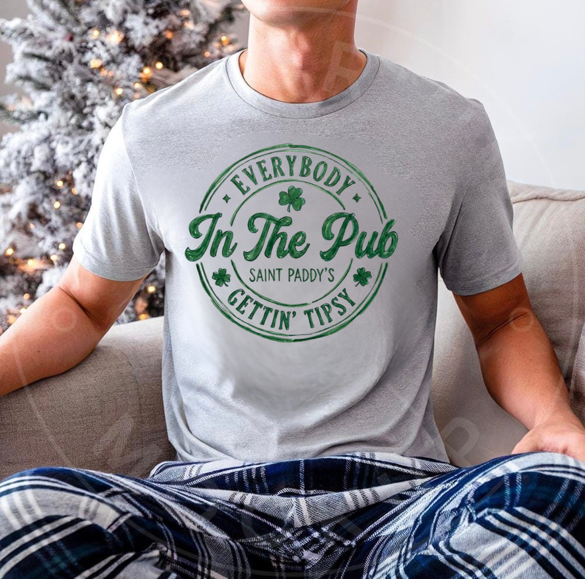 Everybody in the Pub Gettin Tipsy Shirt
