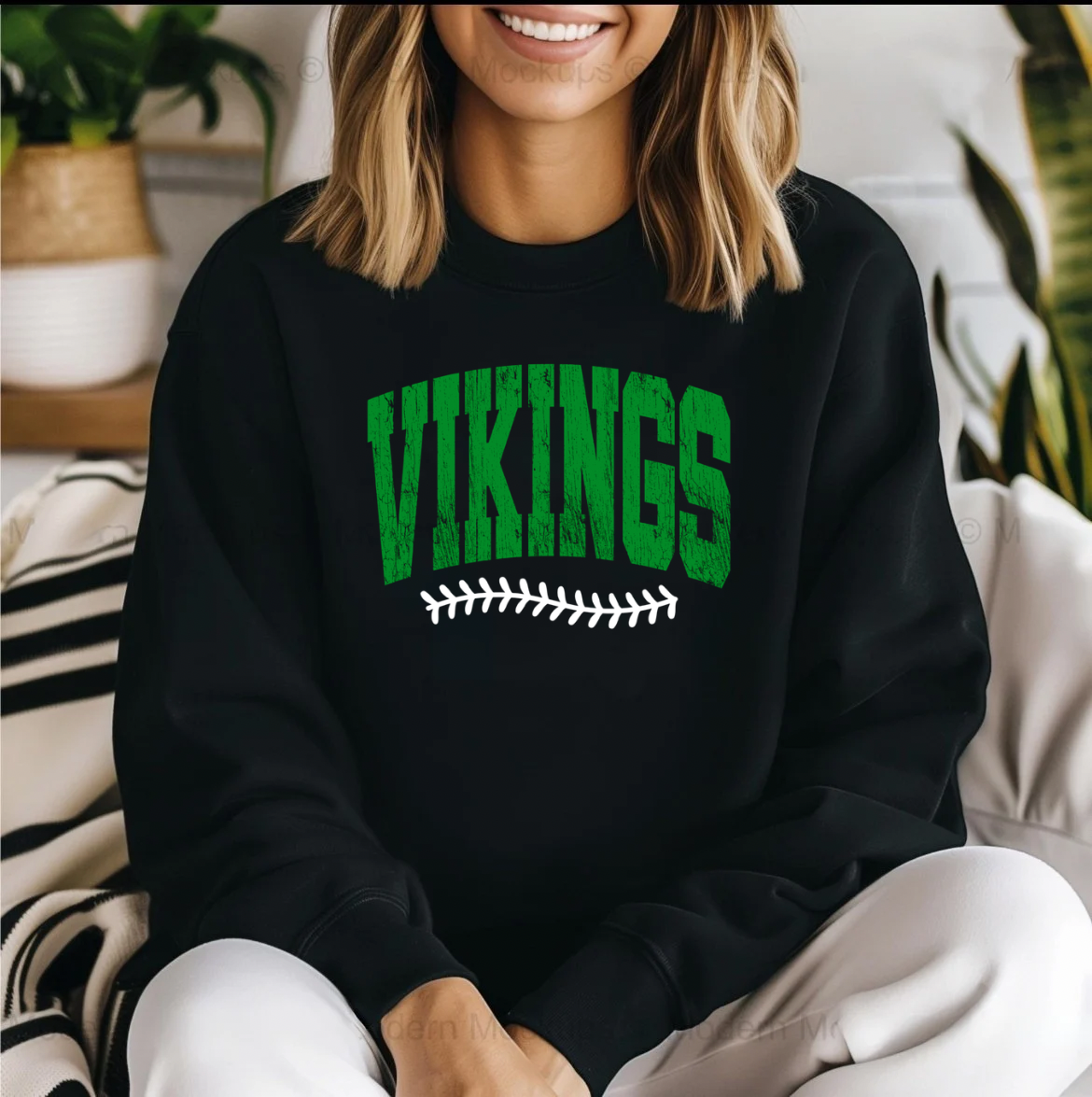 Nichols Vikings Distressed Baseball Shirt